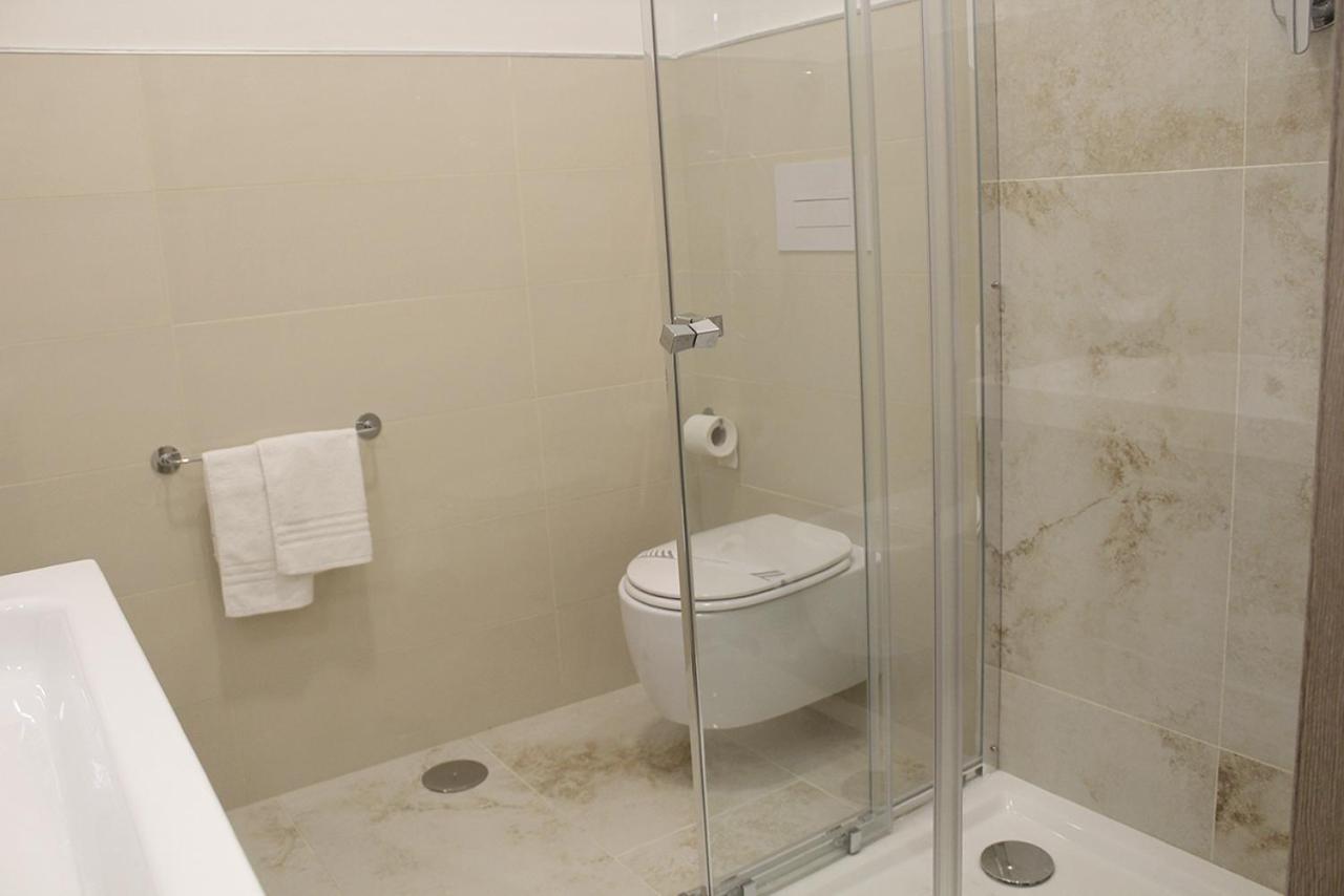 Antonietta De Pace Rooms By Napoli Milionaria B&B Exterior photo
