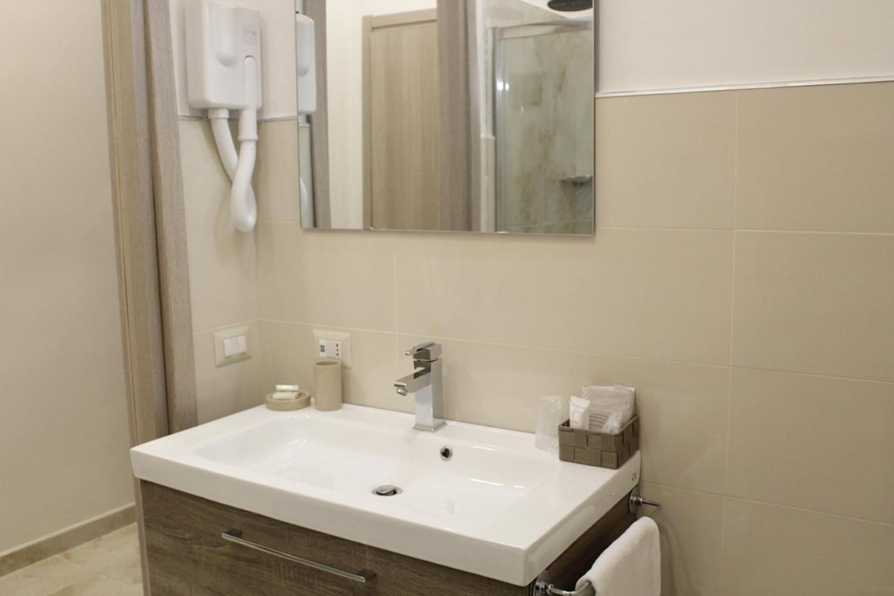 Antonietta De Pace Rooms By Napoli Milionaria B&B Exterior photo